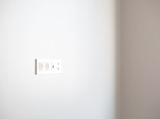 commercial outlets & switches in manhattan beach, ca